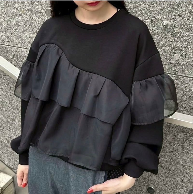 MICALLE MICALLE（ミカーレミカーレ）アシメサテンフリルスウェット