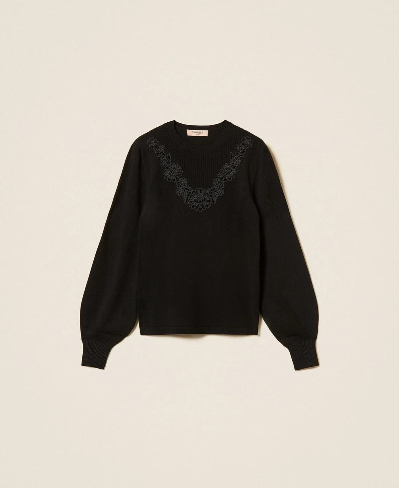 TWINSET（ツインセット）マクラメレース　ディティールニット